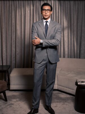 Alternative view of Capsule Wardrobe | Look 2: URBAN GREY