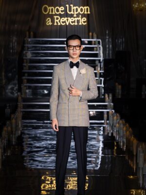 Once Upon A Reverie | Look 9