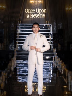 Once Upon A Reverie | Look 8
