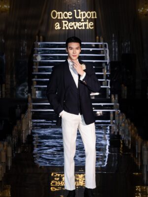 Once Upon A Reverie | Look 3