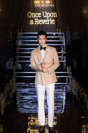 Once Upon A Reverie | Look 2